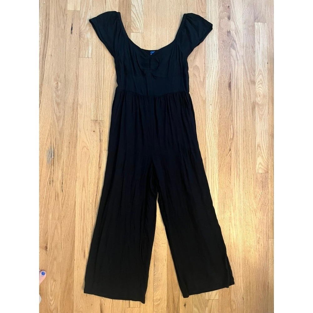 Old Navy Black Wide Leg Jumpsuit Cap Sleeve Smocked Back Sweetheart Neck S